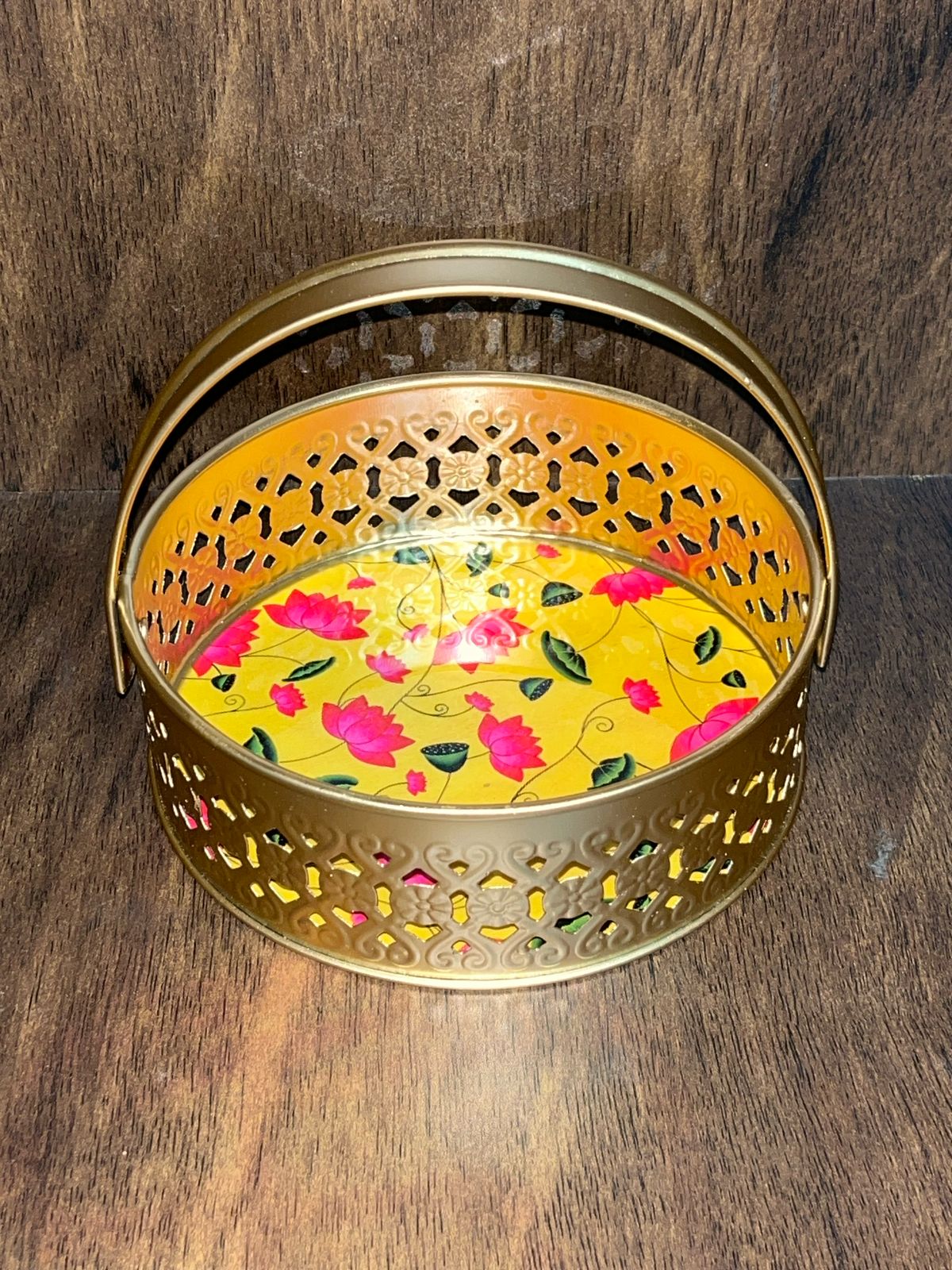 Elegant Floral Round Metal Basket with Handle